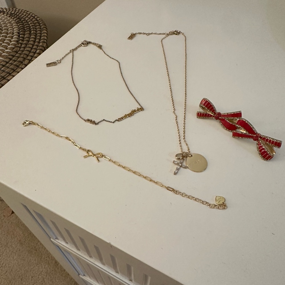 Elegant Gold And Red Jewelry Set - image 1